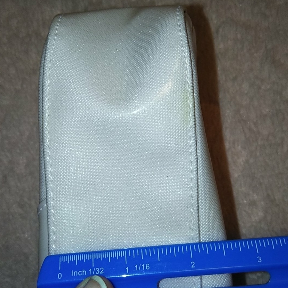 💖💜Christian 💖💜Dior Carry All 💜💖 - Picture 10 of 10